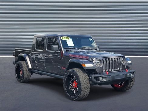Used 2020 Jeep Gladiator Rubicon image 2
