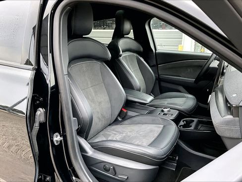 Used 2022 Ford Mustang Mach-E GT w/ GT Performance Edition image 8