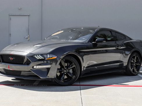 Used 2022 Ford Mustang GT Premium w/ Black Accent Package image 6