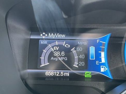 Used 2017 Ford C-MAX SE image 13