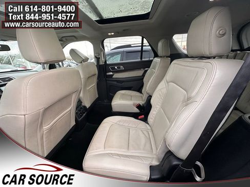 Used 2018 Ford Explorer Platinum image 12