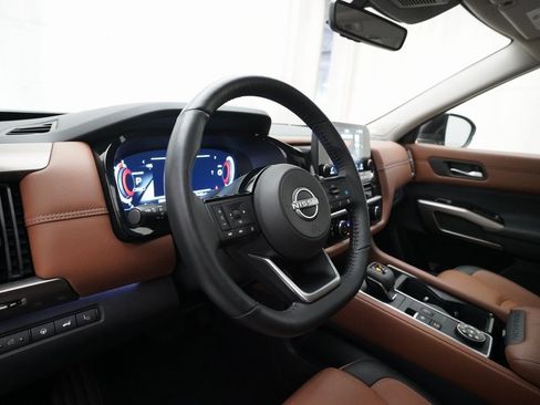 Certified 2024 Nissan Pathfinder Platinum w/ Cargo Package image 8