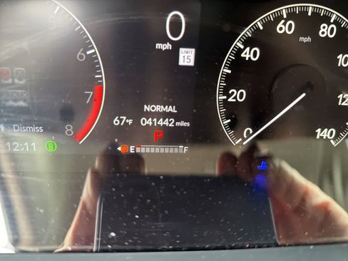 Certified 2024 Honda HR-V LX image 2