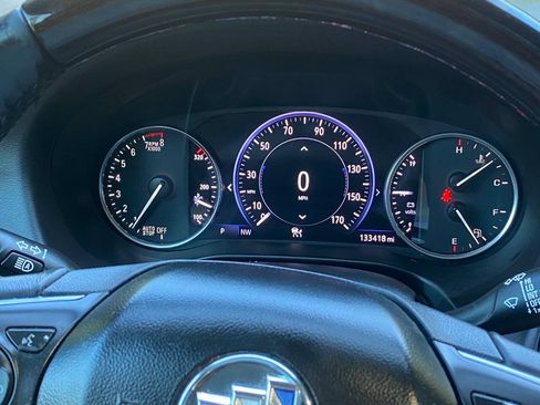 Used 2020 Buick Enclave Avenir w/ Avenir Technology Package AWD/4WD image 26