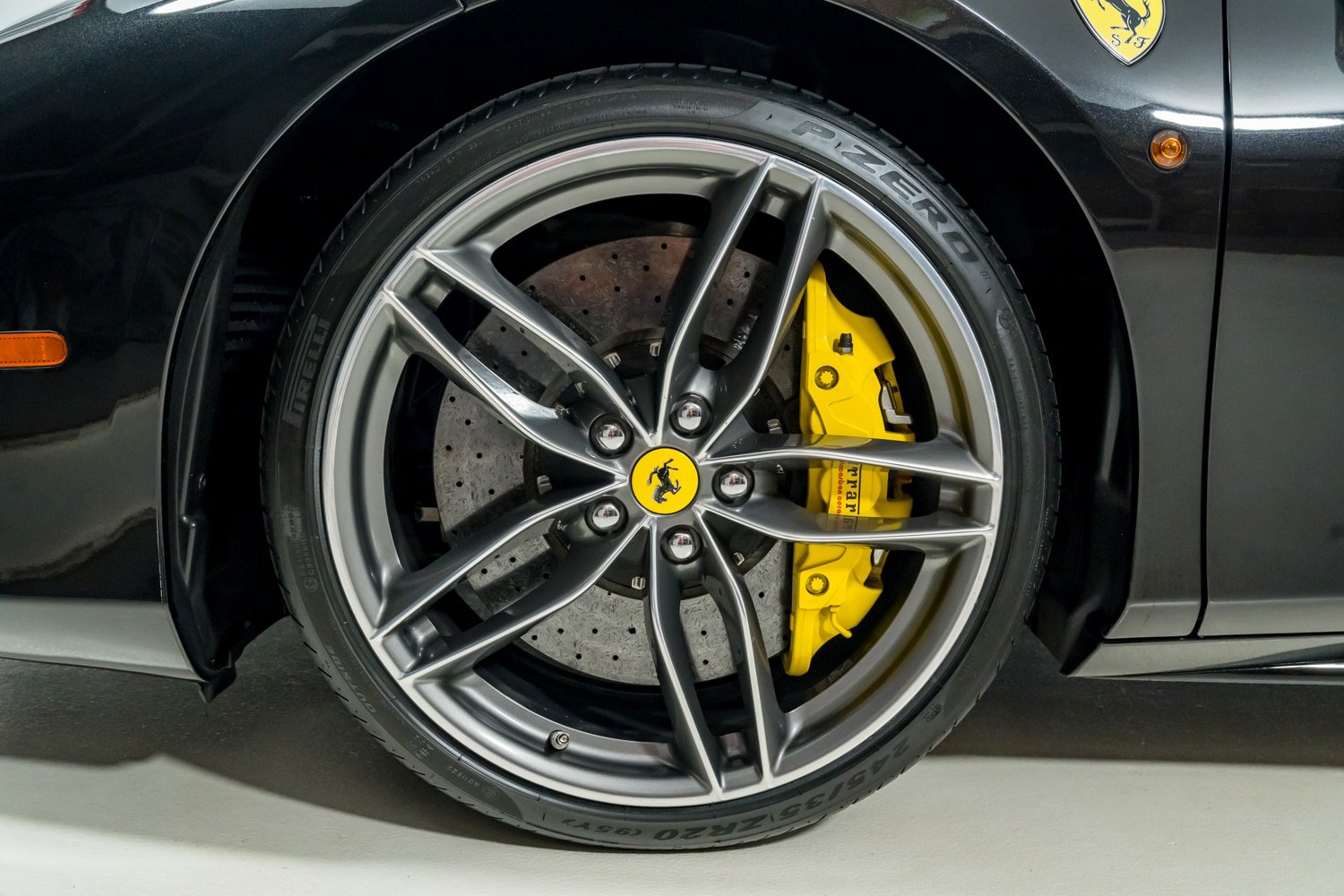 Certified 2017 Ferrari 488 Spider RWD image 22
