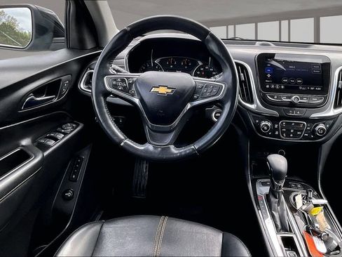Used 2022 Chevrolet Equinox Premier AWD/4WD image 6