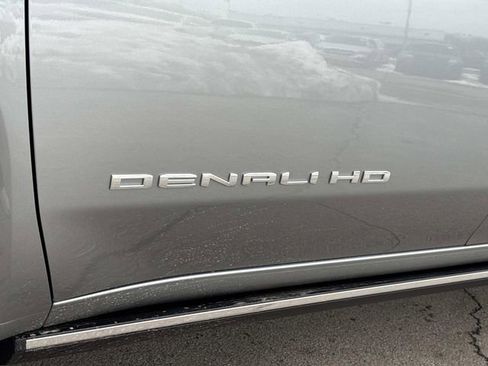 New 2026 GMC Sierra 2500 Denali Ultimate image 15