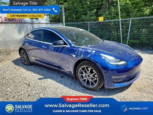 Used 2019 Tesla Model 3 AWD/4WD image 5