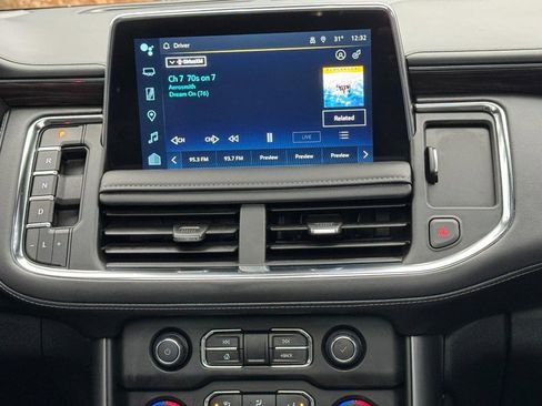 Used 2024 Chevrolet Tahoe Z71 w/ Luxury Package image 14