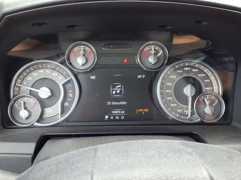 Used 2017 RAM 1500 Limited AWD/4WD image 37