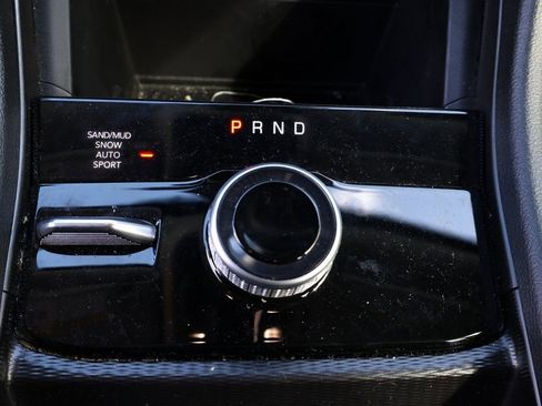 Used 2024 Jeep Grand Cherokee Limited w/ Black Appearance Package image 21