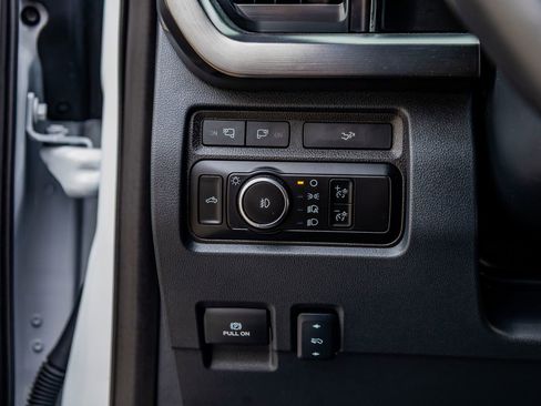 Used 2024 Ford F350 Lariat w/ Lariat Ultimate Package image 22