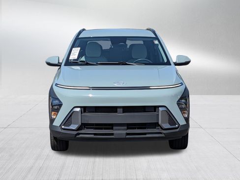 Used 2025 Hyundai Kona SEL AWD/4WD image 2