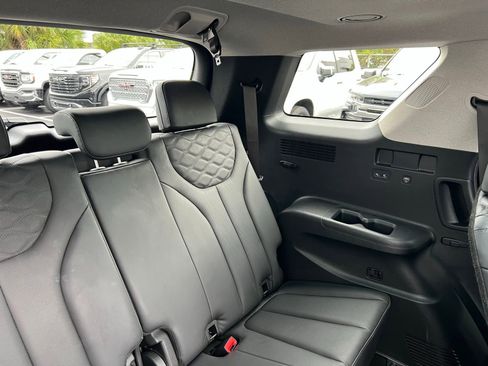 Used 2022 Hyundai Palisade Limited w/ Cargo Package image 53