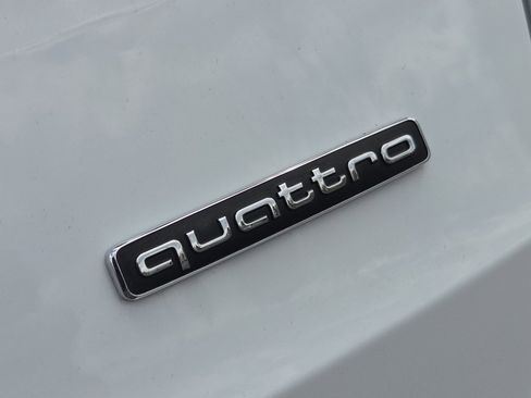 Used 2025 Audi Q3 2.0T Premium AWD/4WD image 14