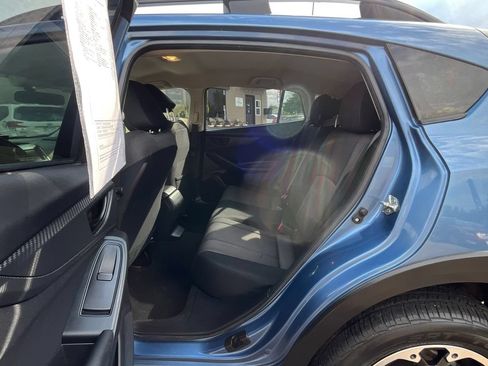 Used 2023 Subaru Crosstrek 2.0i AWD/4WD image 18