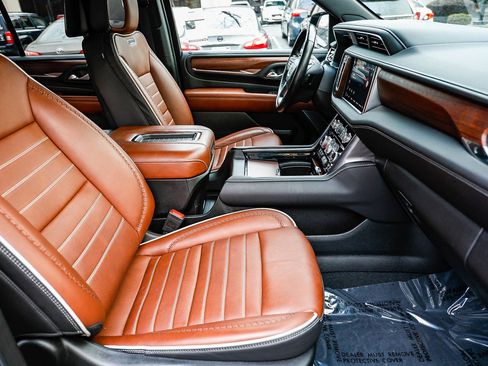 Used 2024 GMC Yukon Denali Ultimate image 18