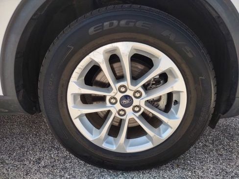 Used 2020 Ford Escape S AWD/4WD image 22