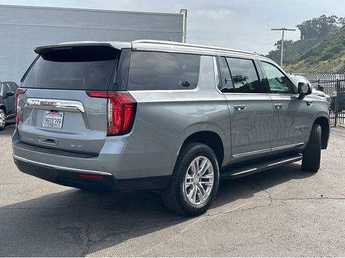 Certified 2024 GMC Yukon XL SLT w/ SLT Premium Package RWD image 11