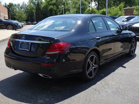 Used 2019 Mercedes-Benz E 450 4MATIC Sedan image 5