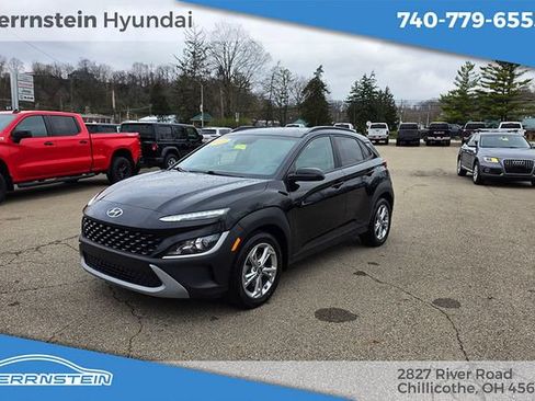 Used 2023 Hyundai Kona SEL w/ Cargo Package AWD/4WD image 3