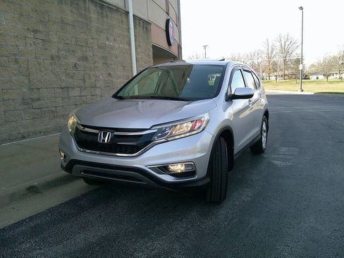 Used 2016 Honda CR-V EX image 2