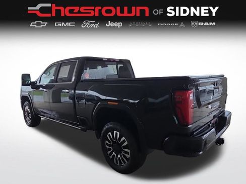 Used 2025 GMC Sierra 2500 Denali Ultimate AWD/4WD image 7