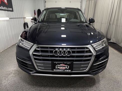 Used 2020 Audi Q5 2.0T Premium w/ Convenience Package image 2