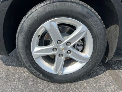 Used 2024 Chevrolet Malibu LS FWD image 12