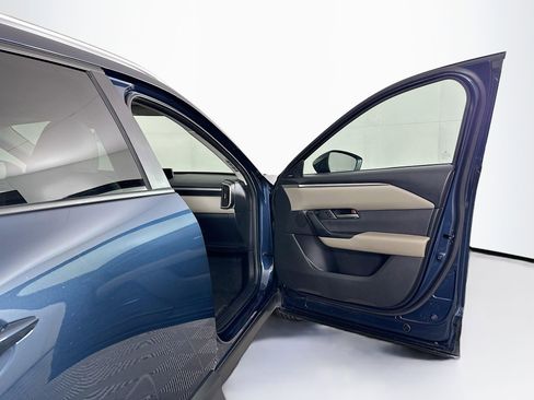 Used 2025 MAZDA CX-50 AWD 2.5 S w/ Premium Package image 32