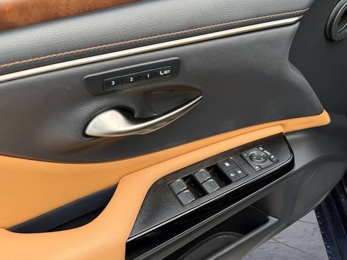Used 2023 Lexus ES 350 w/ Premium Package FWD image 14
