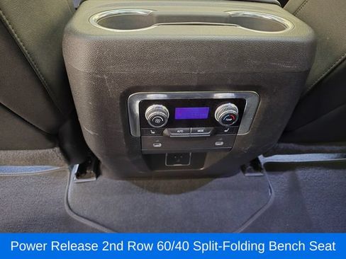 Used 2024 GMC Yukon AT4 w/ Technology Package AWD/4WD image 32