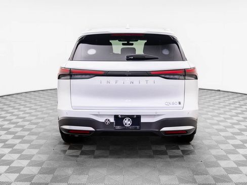 New 2026 INFINITI QX60 Luxe w/ Cargo Package image 4