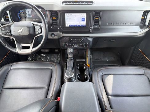 Used 2022 Ford Bronco Badlands image 17