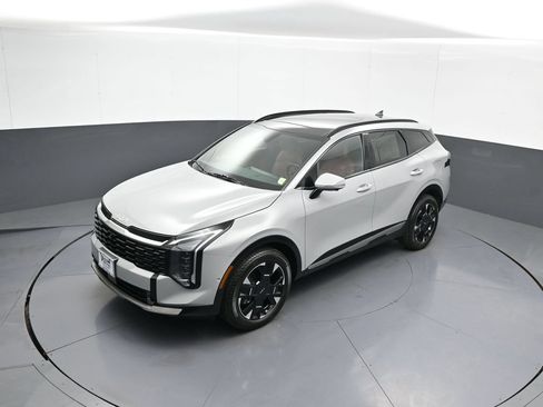 Certified 2026 Kia Sportage SX AWD/4WD image 35