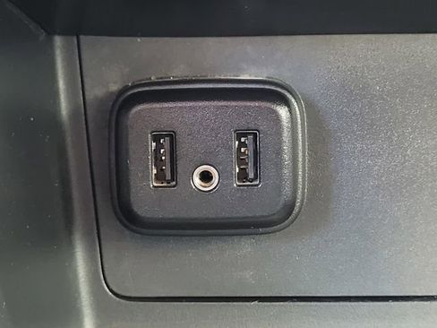 Used 2019 Chevrolet Colorado W/T w/ WT Convenience Package image 13