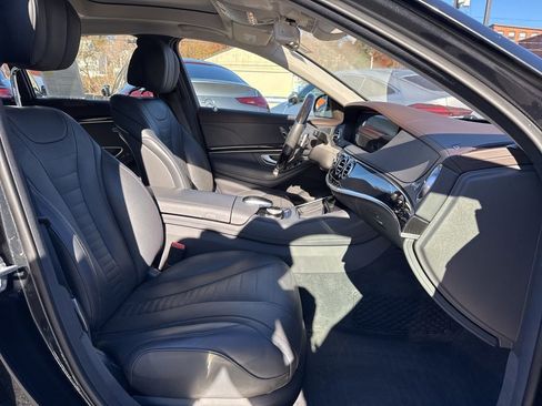 Certified 2020 Mercedes-Benz S 560 4MATIC Sedan image 12
