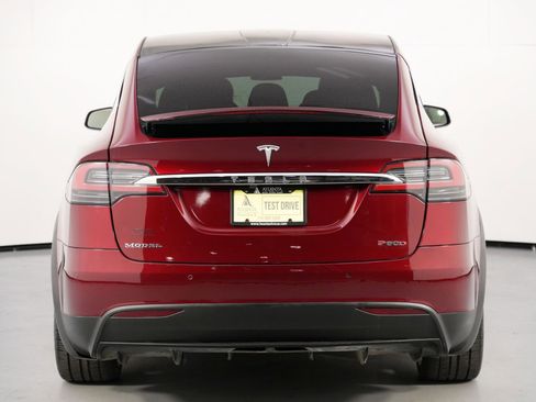 Used 2016 Tesla Model X P90D image 10
