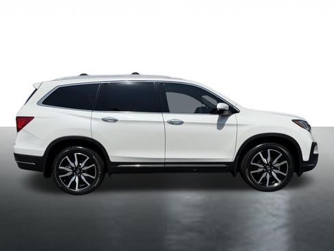 Used 2022 Honda Pilot Touring image 9