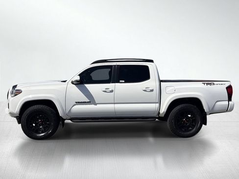 Certified 2018 Toyota Tacoma TRD Sport w/ Technology Package RWD image 2
