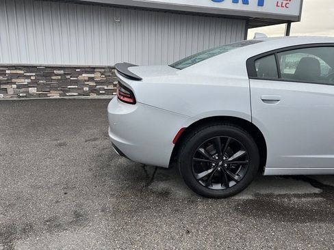 Used 2020 Dodge Charger SXT w/ Blacktop Package image 11