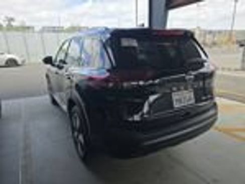 Used 2023 Nissan Rogue SL AWD/4WD image 8