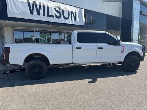 Used 2018 Ford F250 XL w/ Power Equipment Group AWD/4WD image 5