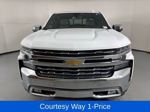 Used 2020 Chevrolet Silverado 1500 LTZ w/ LTZ Plus Package AWD/4WD image 4
