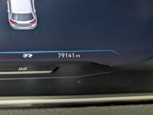 Used 2018 Volkswagen Golf 4-Door AWD/4WD image 9