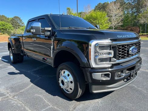 Used 2023 Ford F450 Platinum w/ FX4 Off-Road Package AWD/4WD image 25
