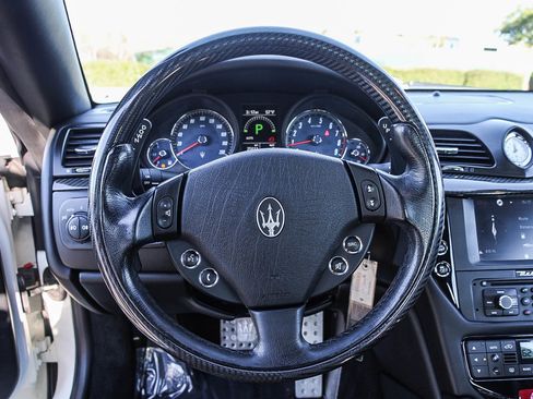 Used 2012 Maserati GranTurismo Sport image 16