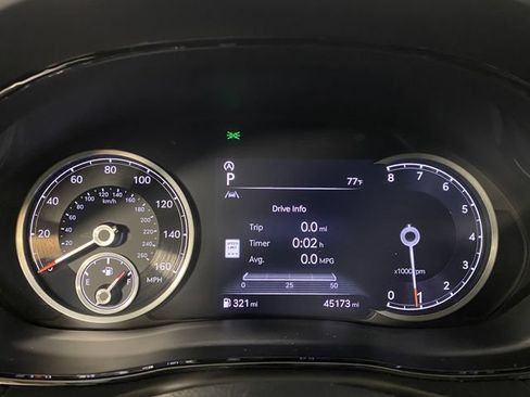 Used 2023 Genesis GV70 2.5T AWD/4WD image 19