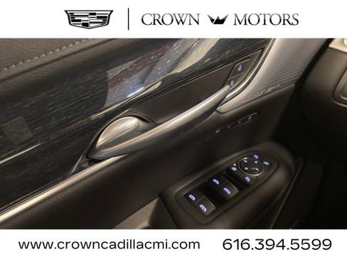 Certified 2025 Cadillac XT5 Premium Luxury image 18