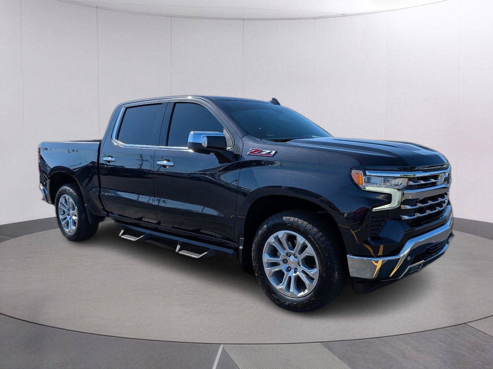 Certified 2024 Chevrolet Silverado 1500 LTZ AWD/4WD image 9